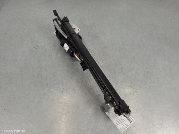 2020 MERCEDES VITO Hatch Strut