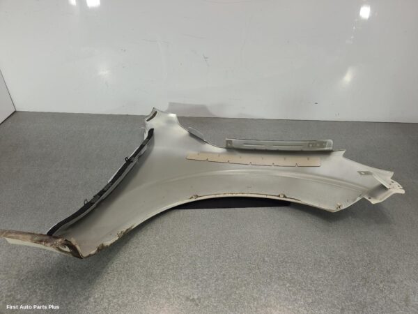 2021 NISSAN NAVARA Left Guard