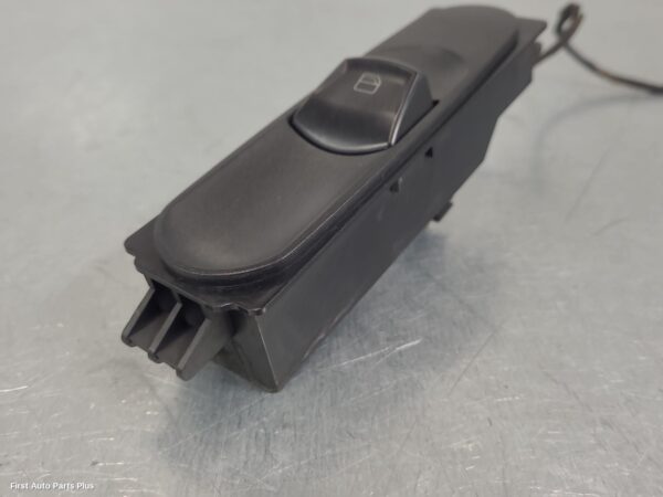 2013 MERCEDES VITO Pwr Dr Wind Switch