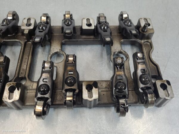 2011 FORD TRANSIT Rocker Assy/Cover