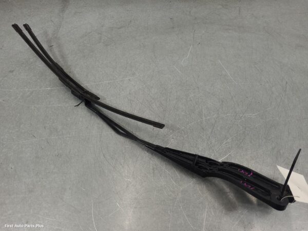 2021 RENAULT TRAFIC Wiper Arm
