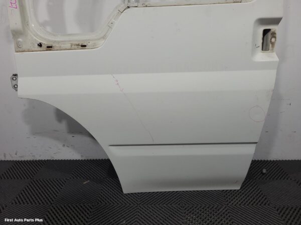 2005 FORD TRANSIT Left Front Door