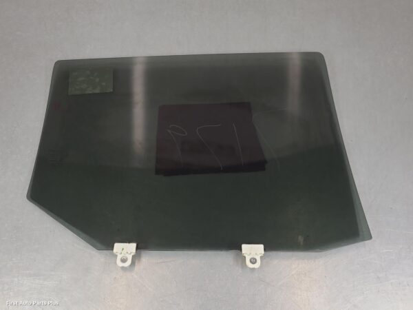 2017 MITSUBISHI TRITON Left Rear Door Window