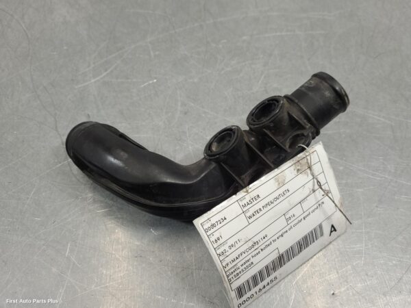 2016 RENAULT MASTER Water Pipes/Outlets