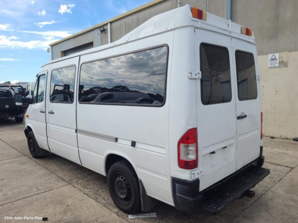 2005 MERCEDES SPRINTER Seatbelt/Stalk