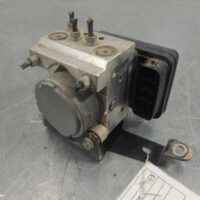 2012 TOYOTA HILUX Abs Pump/Modulator