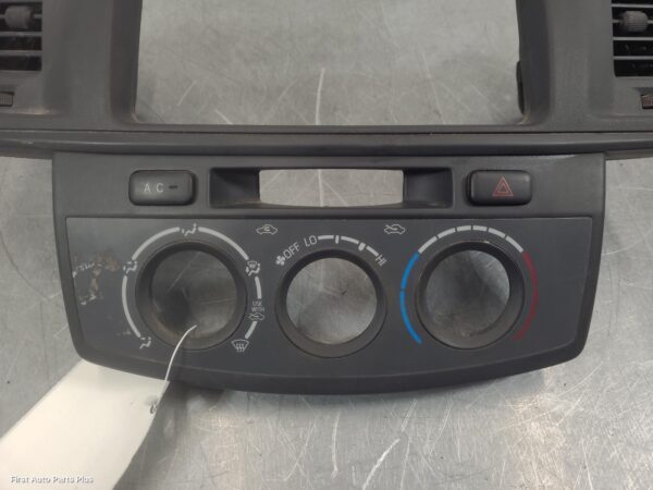 2012 TOYOTA HILUX Trim Panel