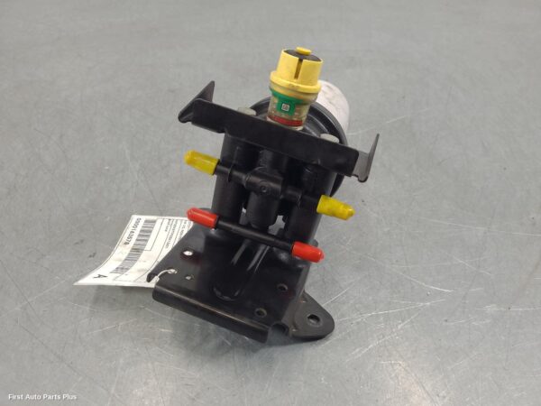 2005 FORD TRANSIT Fuel Filter Housing