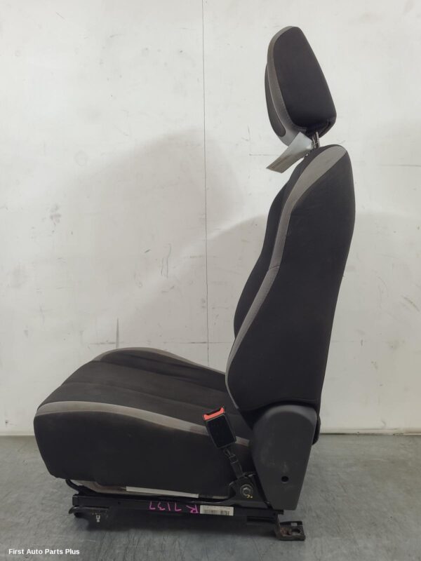 2019 HOLDEN COLORADO Front Seat