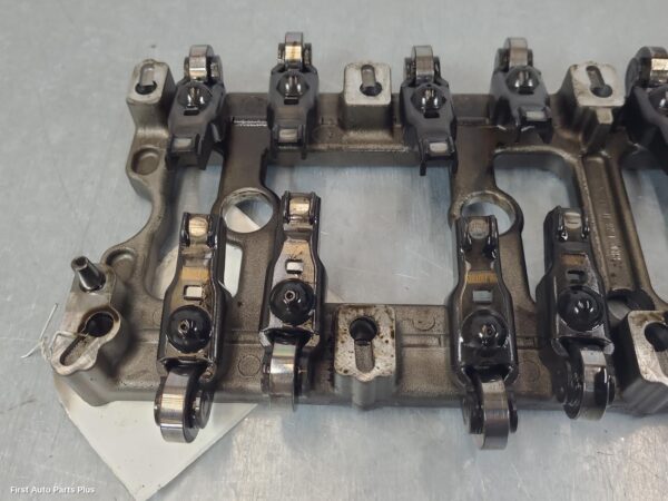 2011 FORD TRANSIT Rocker Assy/Cover