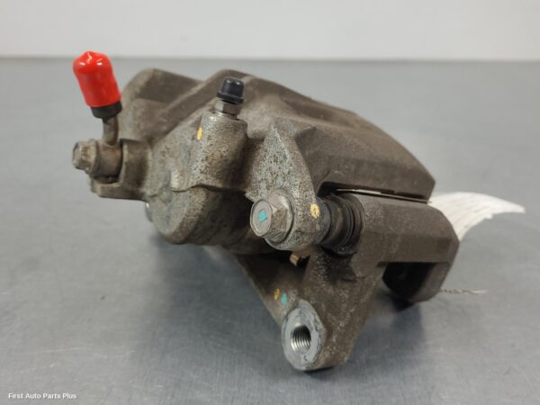 2021 NISSAN NAVARA Caliper