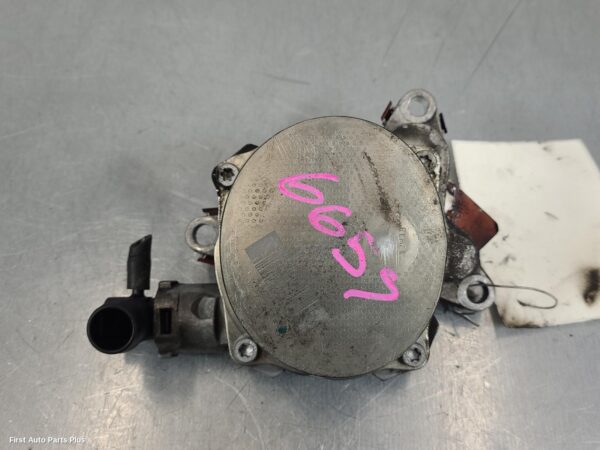 2013 RENAULT TRAFIC Vacuum/Air Pump