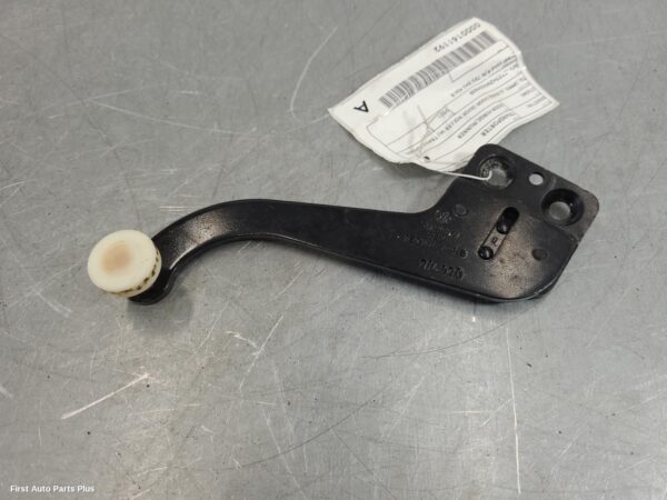 2021 VOLKSWAGEN TRANSPORTER Door Hinge/Runner