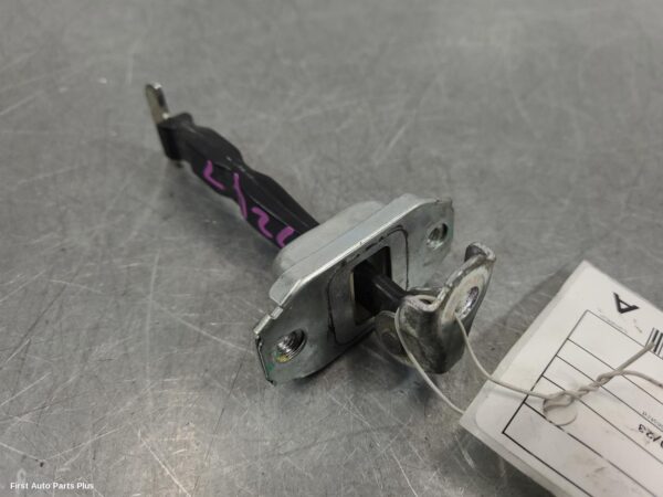 2017 MITSUBISHI TRITON Door Hinge/Runner