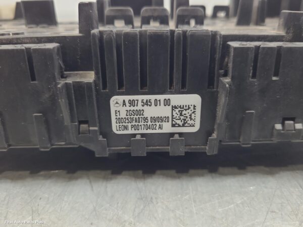 2021 MERCEDES SPRINTER Fuse Box