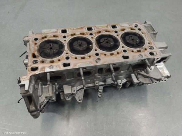 2018 RENAULT MASTER Cylinder Head