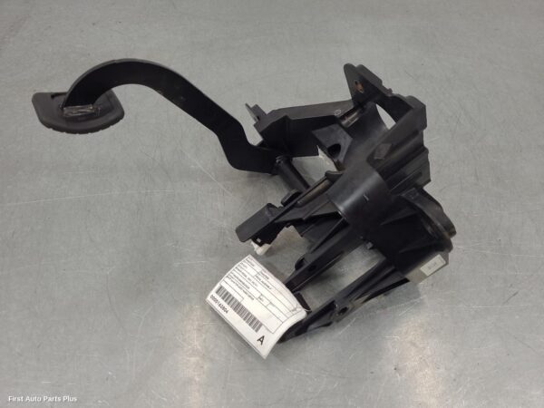 2021 RENAULT MASTER Pedal Assembly