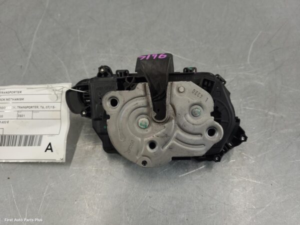 2021 VOLKSWAGEN TRANSPORTER Door/Boot/Gate Lock