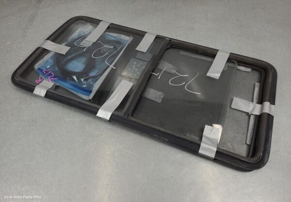 1998 FORD TRANSIT Right Rear Door Window
