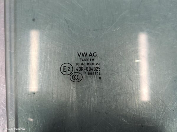 2020 VOLKSWAGEN CRAFTER Right Front Door Window