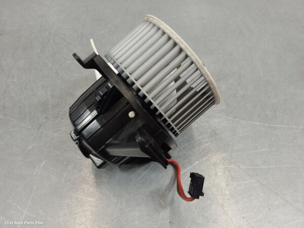 2020 MERCEDES VITO Heater Fan Motor