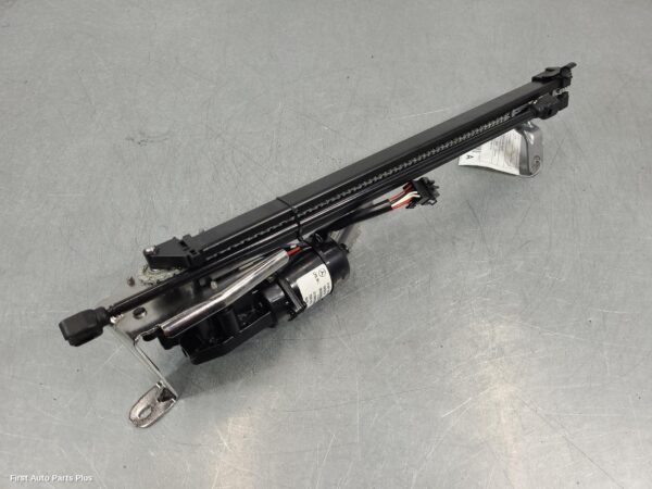 2020 MERCEDES VITO Hatch Strut