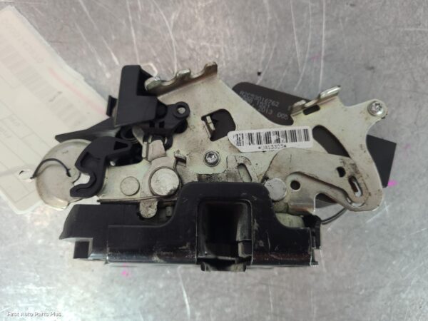 2010 MERCEDES VITO Door/Boot/Gate Lock
