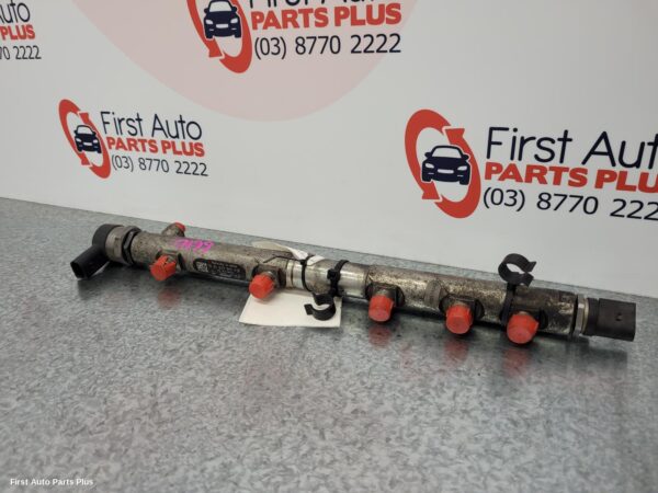 2010 MERCEDES VITO Injection Rail
