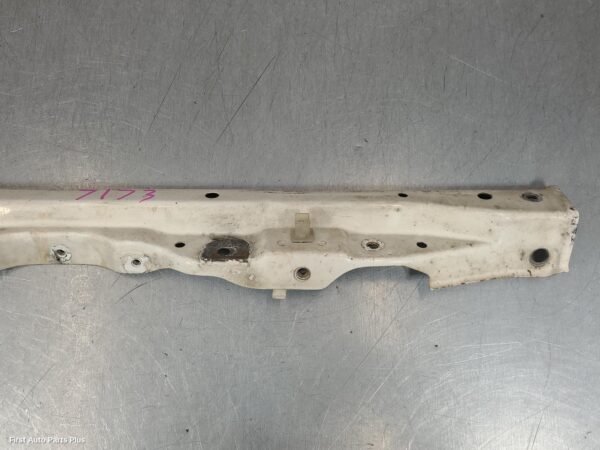 2006 TOYOTA HILUX Radiator Support