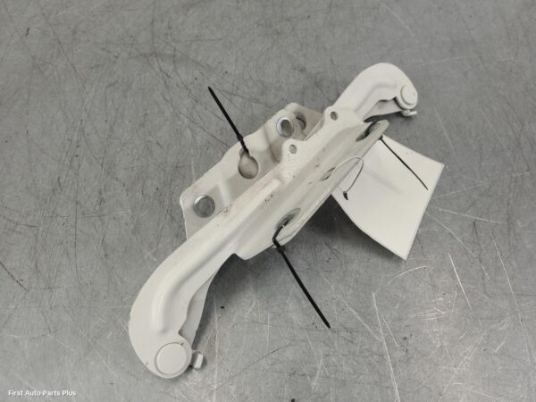 2020 VOLKSWAGEN CRAFTER Bonnet Hinge/Strut
