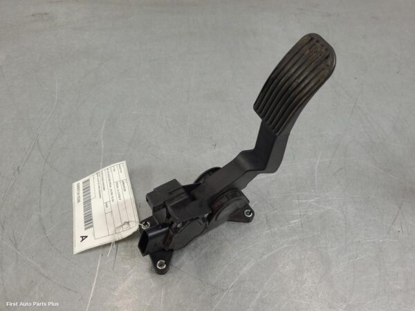 2005 MERCEDES SPRINTER Pedal Assembly