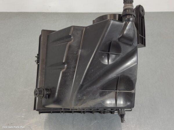 2020 VOLKSWAGEN CRAFTER Air Cleaner/Box