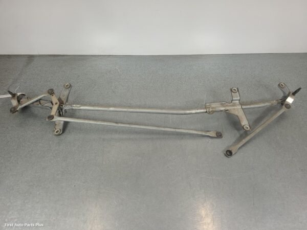 2014 MERCEDES VITO Wiper Linkage