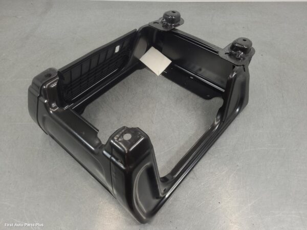 2021 RENAULT MASTER Seat Box
