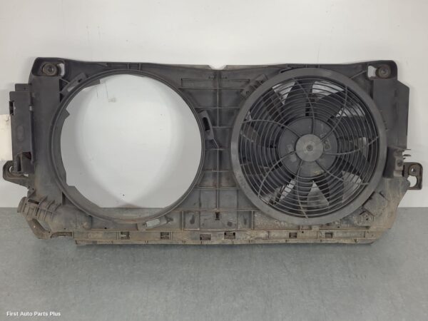 2017 MERCEDES SPRINTER Fan