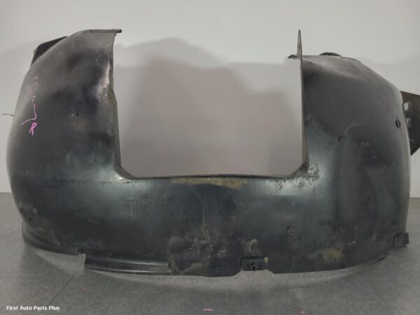 2011 VOLKSWAGEN TRANSPORTER Right Guard Liner