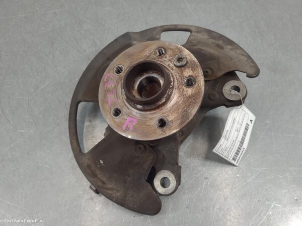 2019 VOLKSWAGEN CRAFTER Right Front Hub Assembly