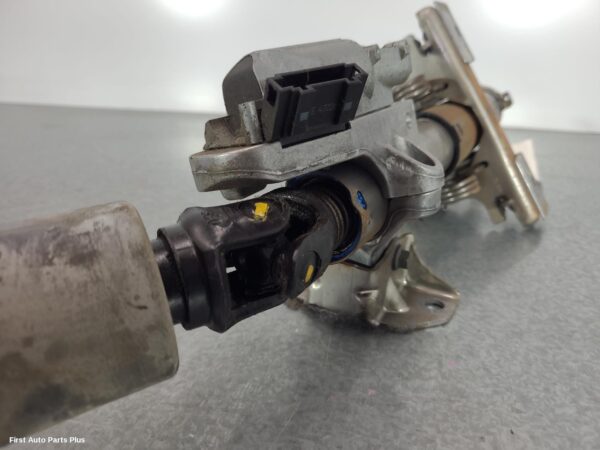 2013 MERCEDES VIANO Steering Column