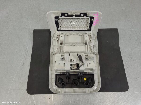 2021 VOLKSWAGEN TRANSPORTER Courtesy Light
