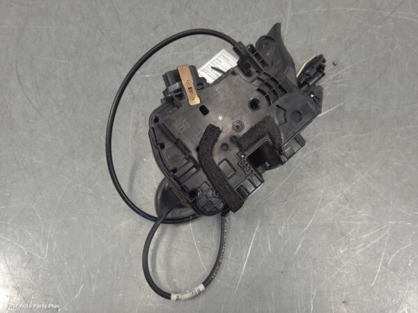 2021 RENAULT TRAFIC Door/Boot/Gate Lock