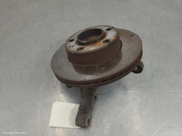 2021 RENAULT MASTER Right Front Hub Assembly