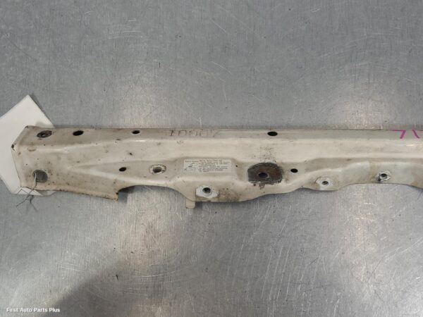 2006 TOYOTA HILUX Radiator Support