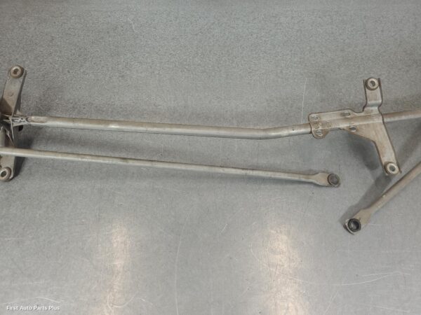 2014 MERCEDES VITO Wiper Linkage
