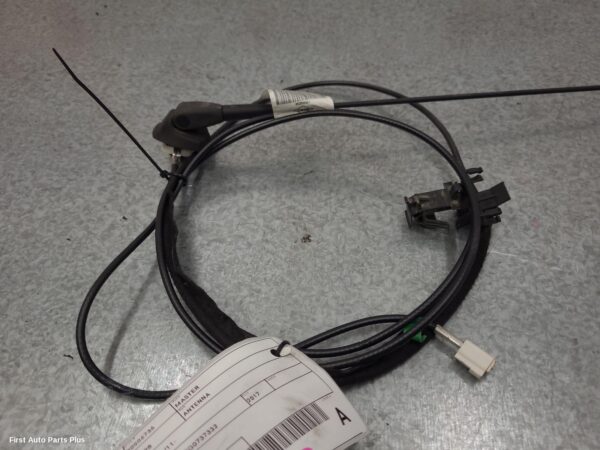 2017 RENAULT MASTER Antenna
