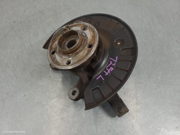 2006 MERCEDES VIANO Left Front Hub Assembly