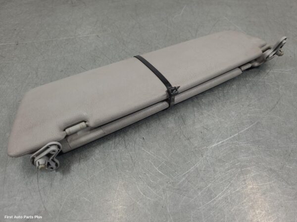 2006 MERCEDES VITO Sunvisor