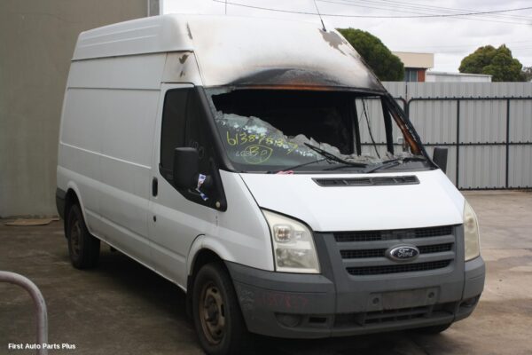 2011 FORD TRANSIT Radiator