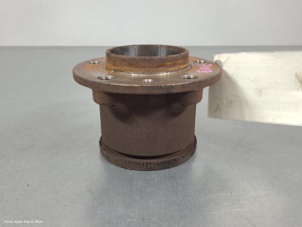 2017 RENAULT MASTER Right Rear Hub Assembly