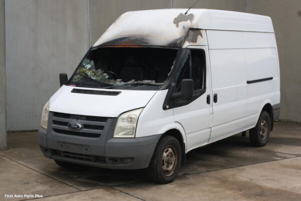 2011 FORD TRANSIT Radiator