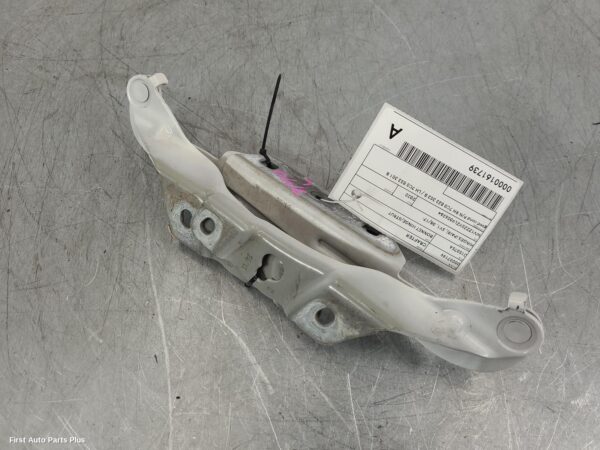 2020 VOLKSWAGEN CRAFTER Bonnet Hinge/Strut